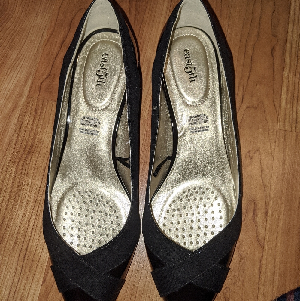 East 5th low heels